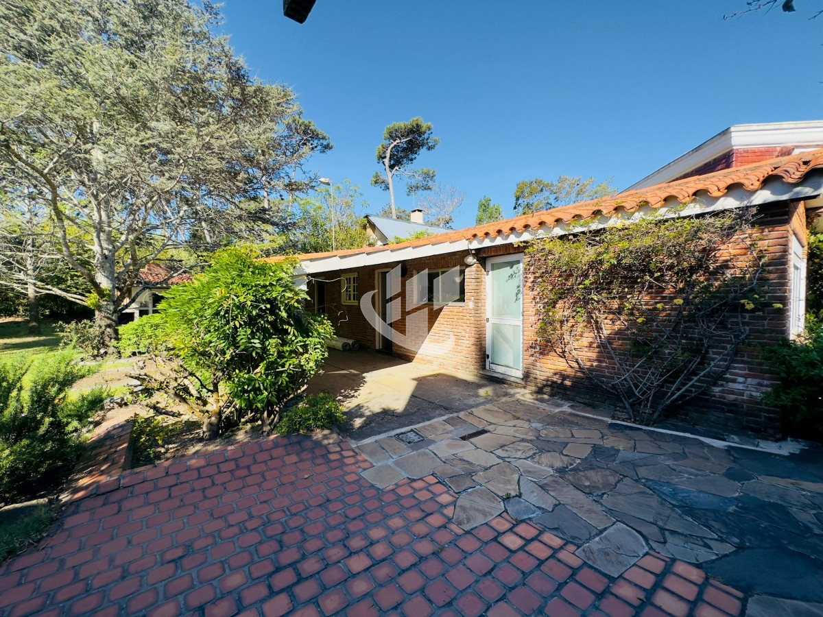 Casa ID.2876 - Alquiler de casa de 3 dormitorios en Punta del Este