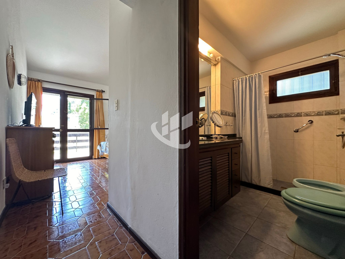 Casa ID.2882 - Alquiler de Temporada en Punta del este.