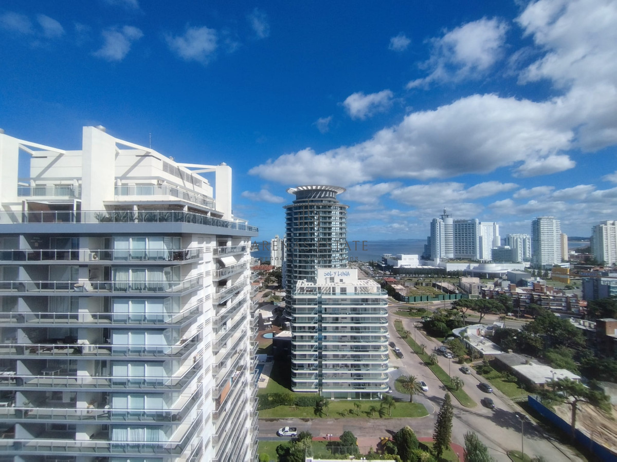 Apartamento ID.2861 - Apartamento de un dormitorio y medio en alquiler y venta en Punta del Este