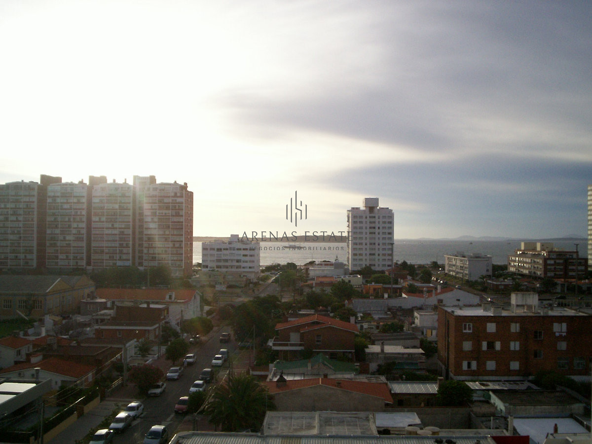 Apartamento ID.3161 - Apartamento de dos dorm. en venta en Punta del Este