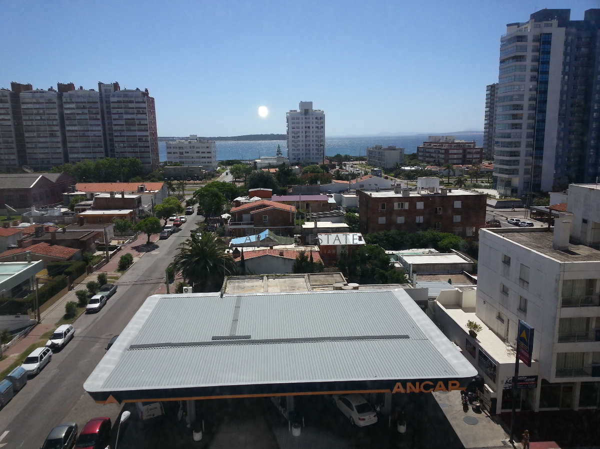 Apartamento ID.3161 - Apartamento de dos dorm. en venta en Punta del Este