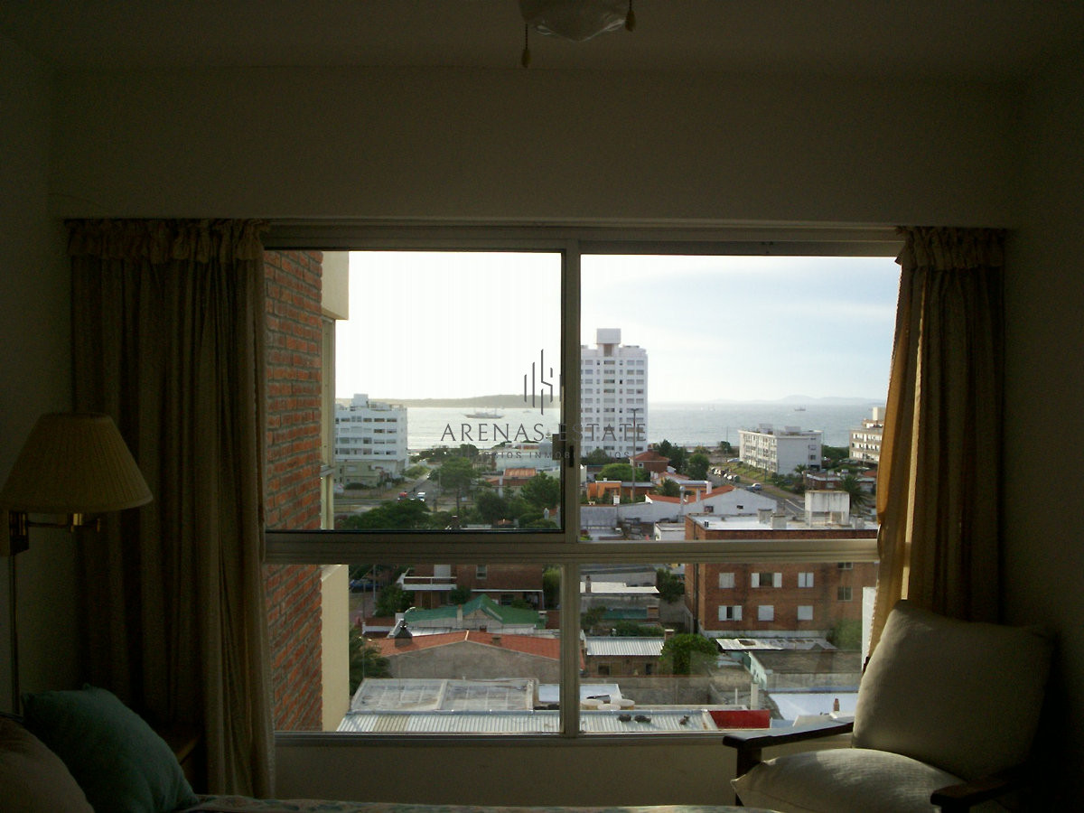 Apartamento ID.3161 - Apartamento de dos dorm. en venta en Punta del Este