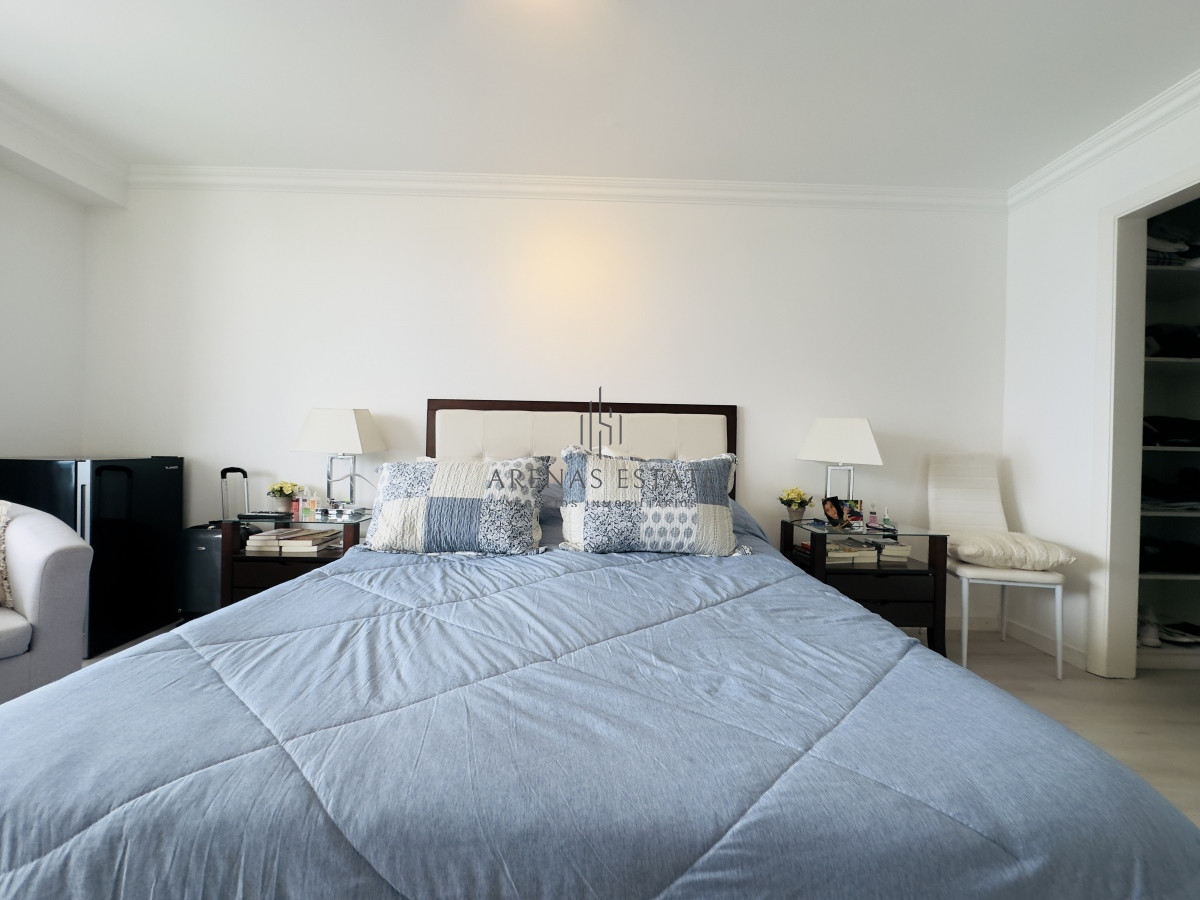 Apartamento ID.3037 - Alquiler temporal y venta de apartamento de 2 dormitorios en Punta del Este