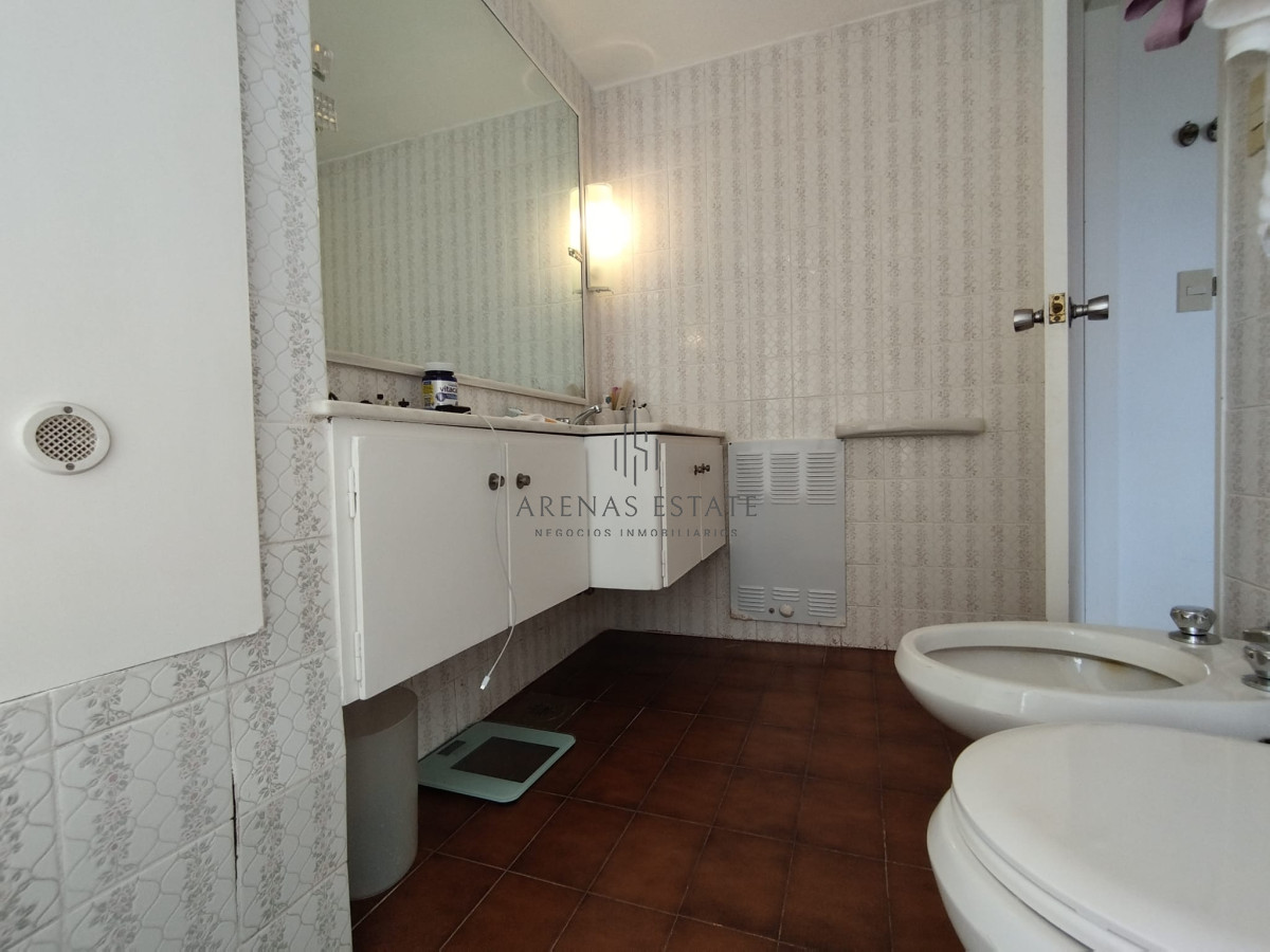 Apartamento ID.3147 - venta de apartamento sobre playa brava