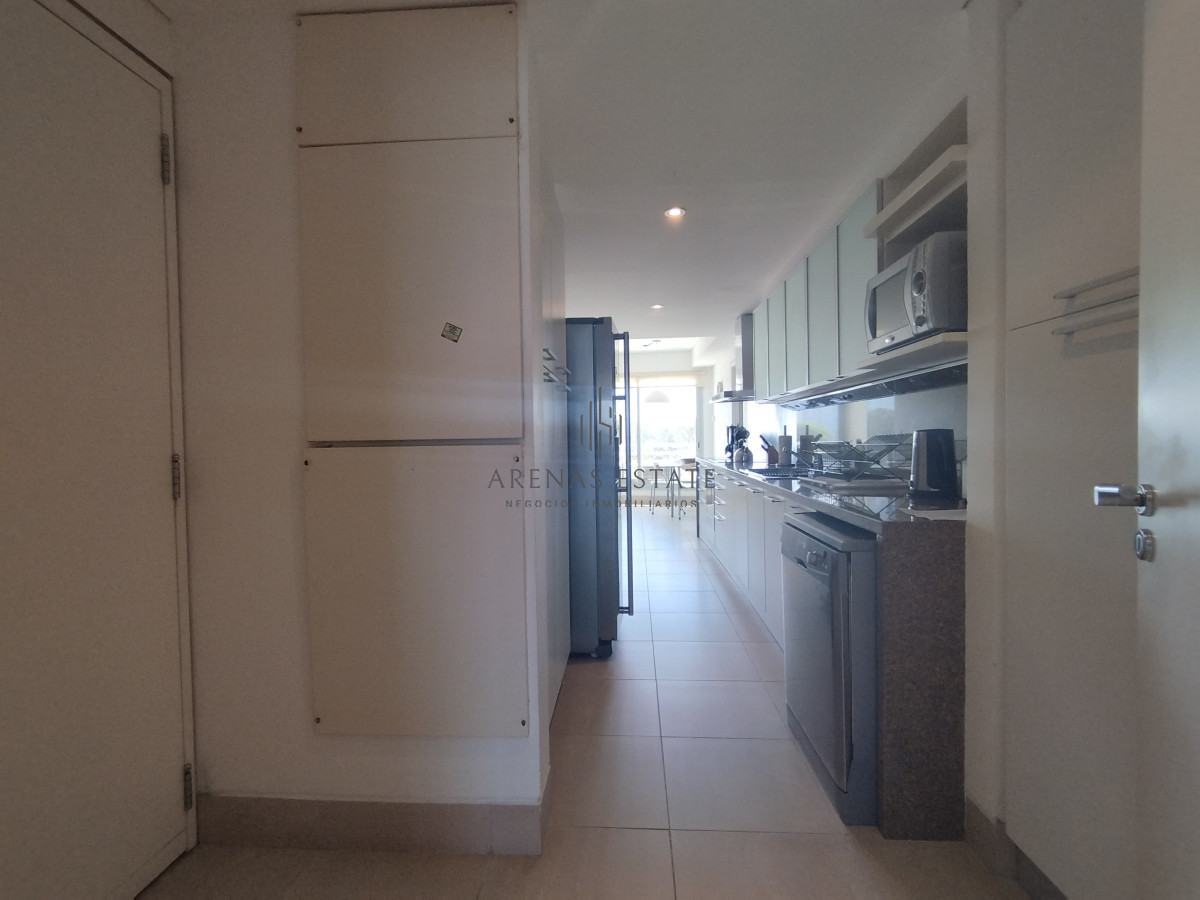 Apartamento ID.3472 - venta de apartamento frente a playa brava