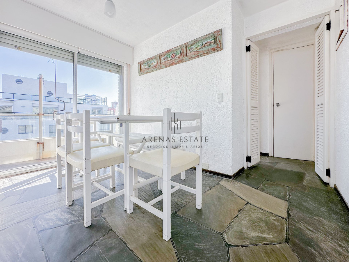 Apartamento ID.3782 - Penthouse en venta en Peninsula, 3 dormitorios, 3 baños, garaje