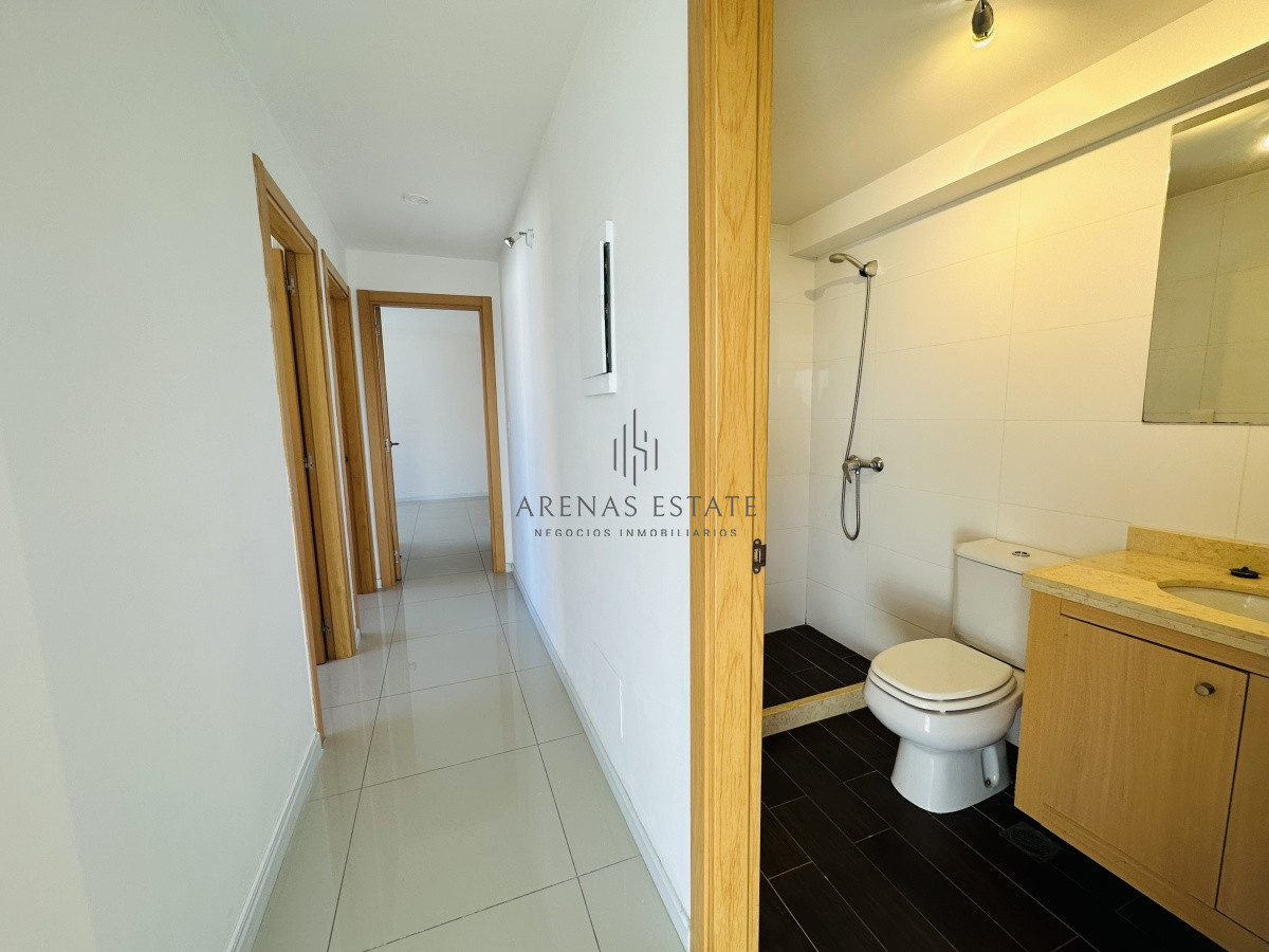 Apartamento ID.3613 - Apartamento en VENTA, 3 dormitorios, Maldonado, Uruguay.