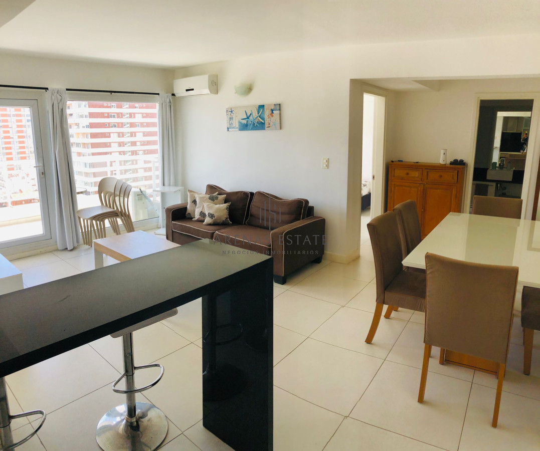 Apartamento ID.4250 - Apartamento en venta  de 2 dormitorios, 2 baños.