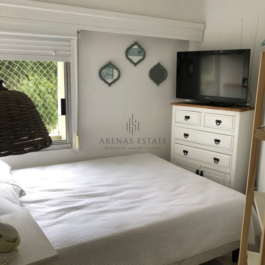 Apartamento ID.3113 -  Apartamento en venta de un dormitorio y gran playroom en Punta del Este