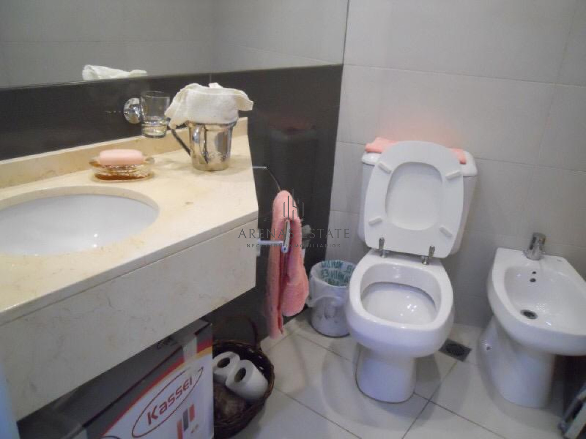 Apartamento ID.4412 -  Apartamento en venta de dos dorm en Playa Brava Punta del Este