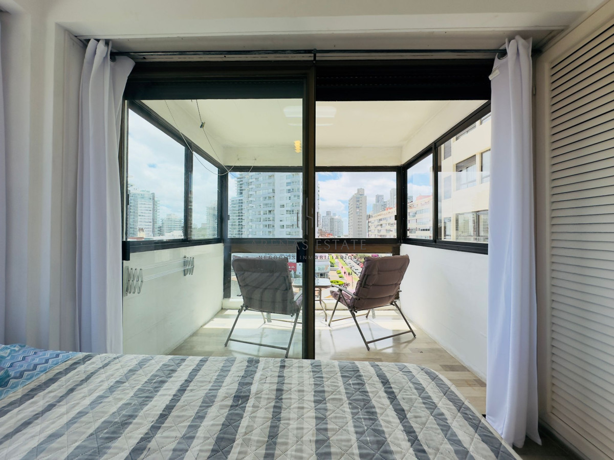 Apartamento ID.3023 - Apartamento en venta de 3 dormitorios en Punta del Este