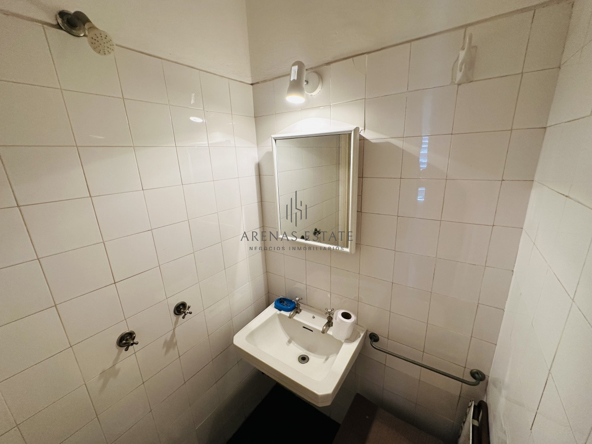 Apartamento ID.4220 - Venta de apartamento de dos dormitorios en Punta del Este