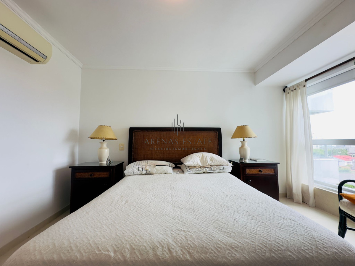 Apartamento ID.3403 - Apartamento de dos dormitorios en venta en Punta del Este