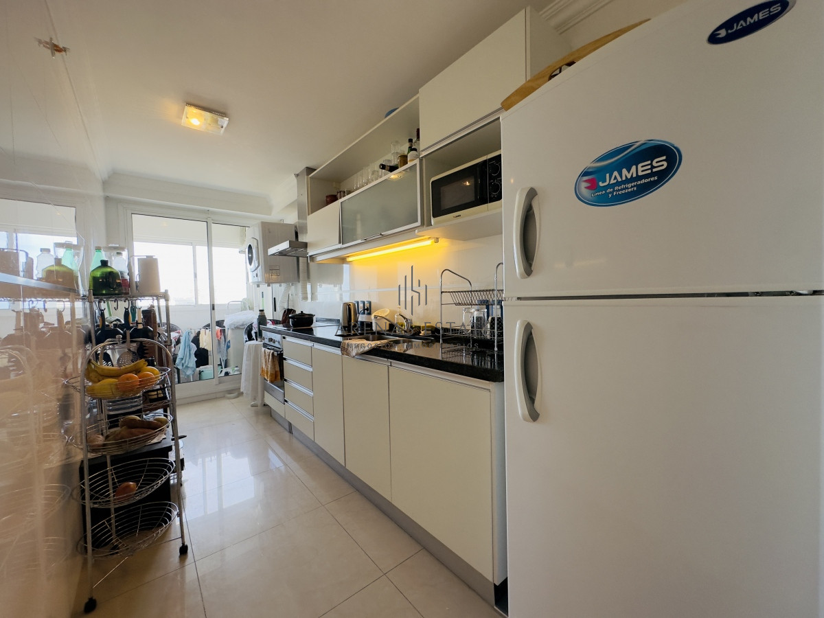 Apartamento ID.3037 - Alquiler temporal y venta de apartamento de 2 dormitorios en Punta del Este
