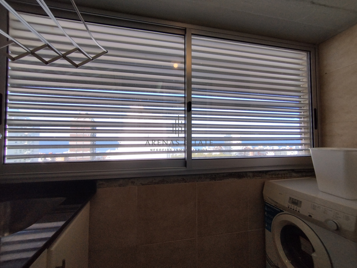 Apartamento ID.4390 - Apartamento de 3 dormitorios en venta y en alquiler en Punta del Este