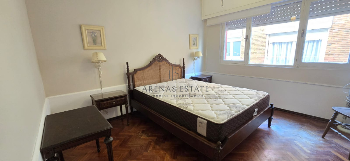 Apartamento ID.3556 - Apartamento de un dormitorio en Punta del Este, reciclado