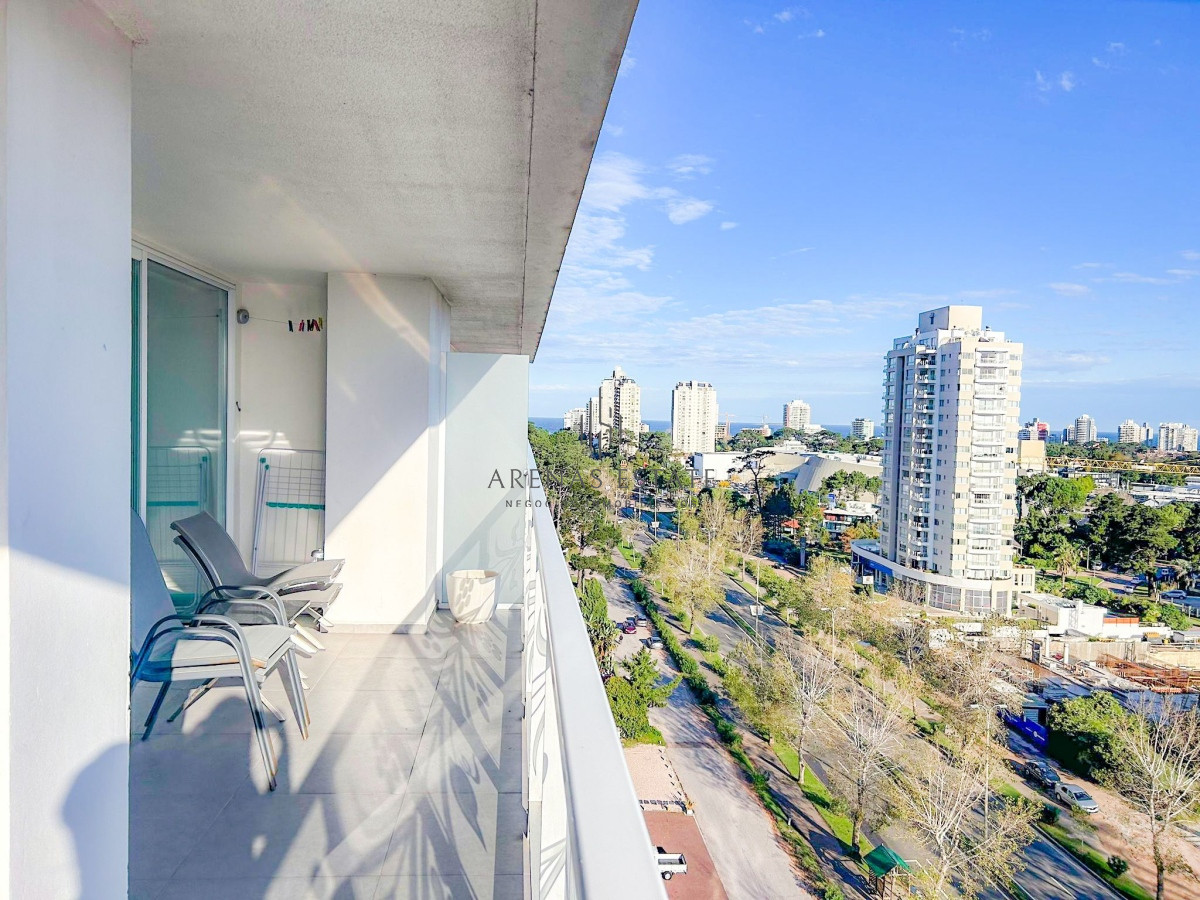 Apartamento ID.3177 - Venta de apartamento de dos dormitorios en Torre Yoo Punta del Este.