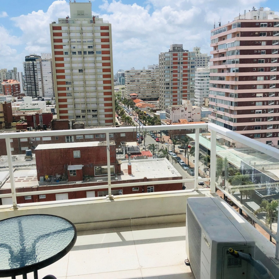 Apartamento ID.4250 - Apartamento en venta  de 2 dormitorios, 2 baños.