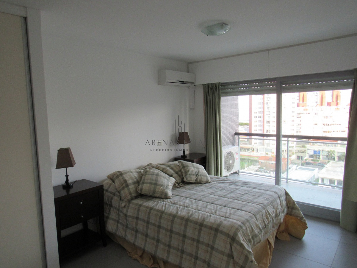 Apartamento ID.3193 - Venta apartamento de 2 dor con parrillero, balcón en Puta del Este