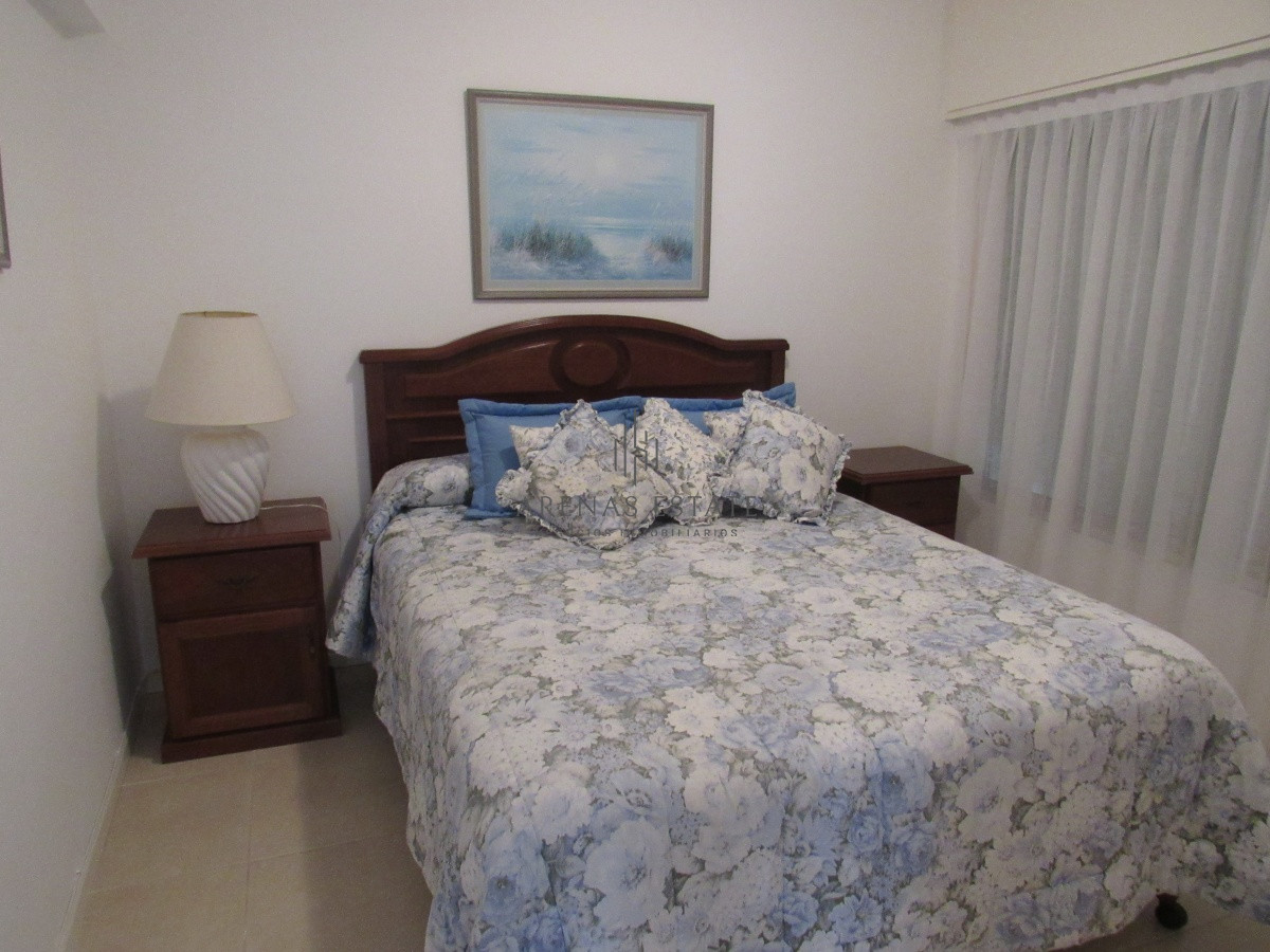 Apartamento ID.4227 - Apartamento en venta  de dos dormitorios en Punta del Este