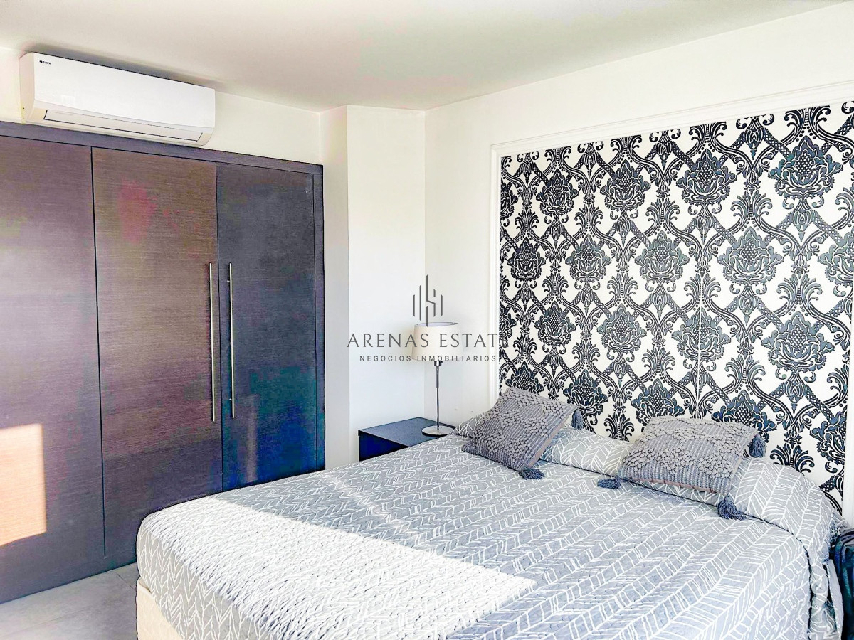 Apartamento ID.3177 - Venta de apartamento de dos dormitorios en Torre Yoo Punta del Este.