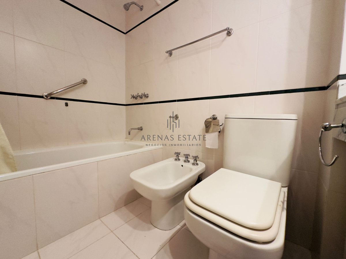 Apartamento ID.3403 - Apartamento de dos dormitorios en venta en Punta del Este