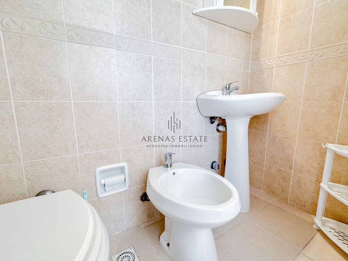 Apartamento ID.3782 - Penthouse en venta en Peninsula, 3 dormitorios, 3 baños, garaje