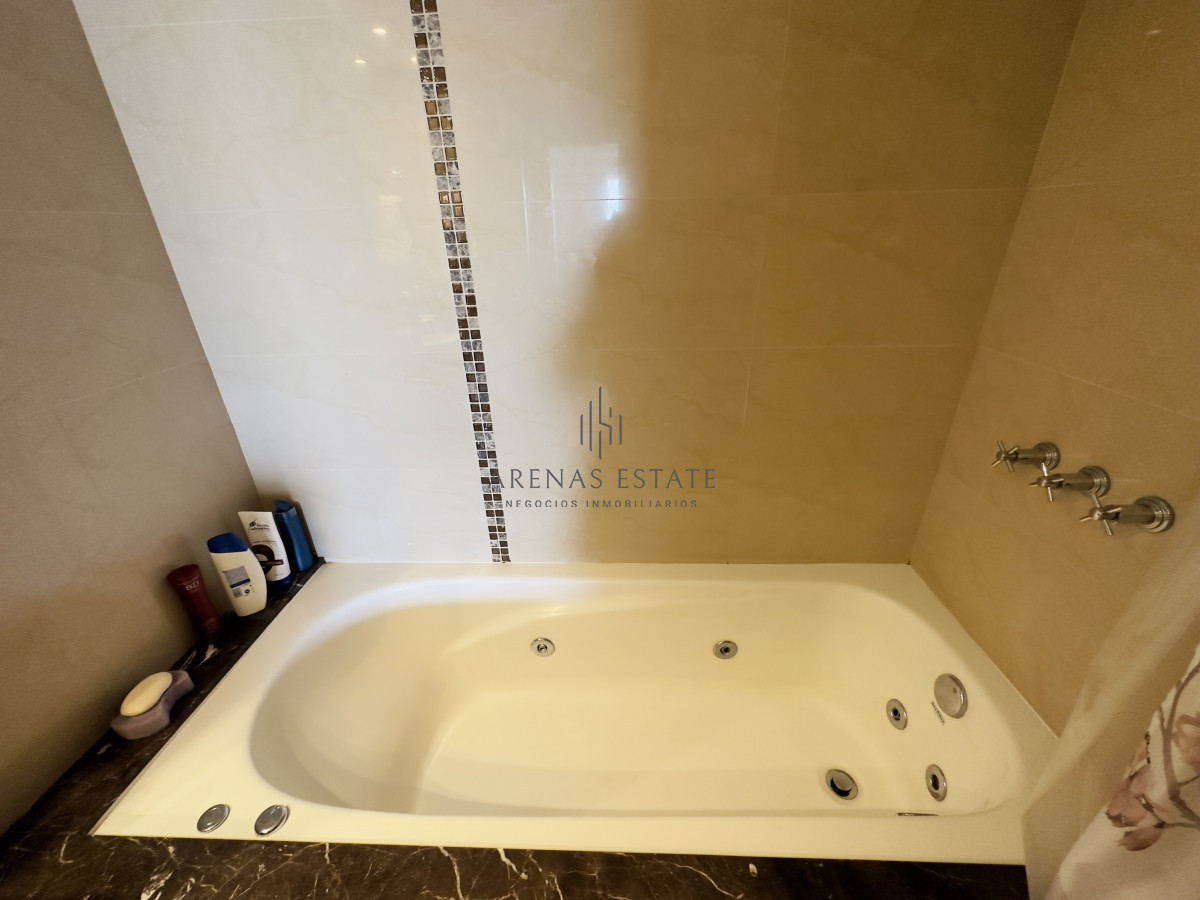 Apartamento ID.3037 - Alquiler temporal y venta de apartamento de 2 dormitorios en Punta del Este