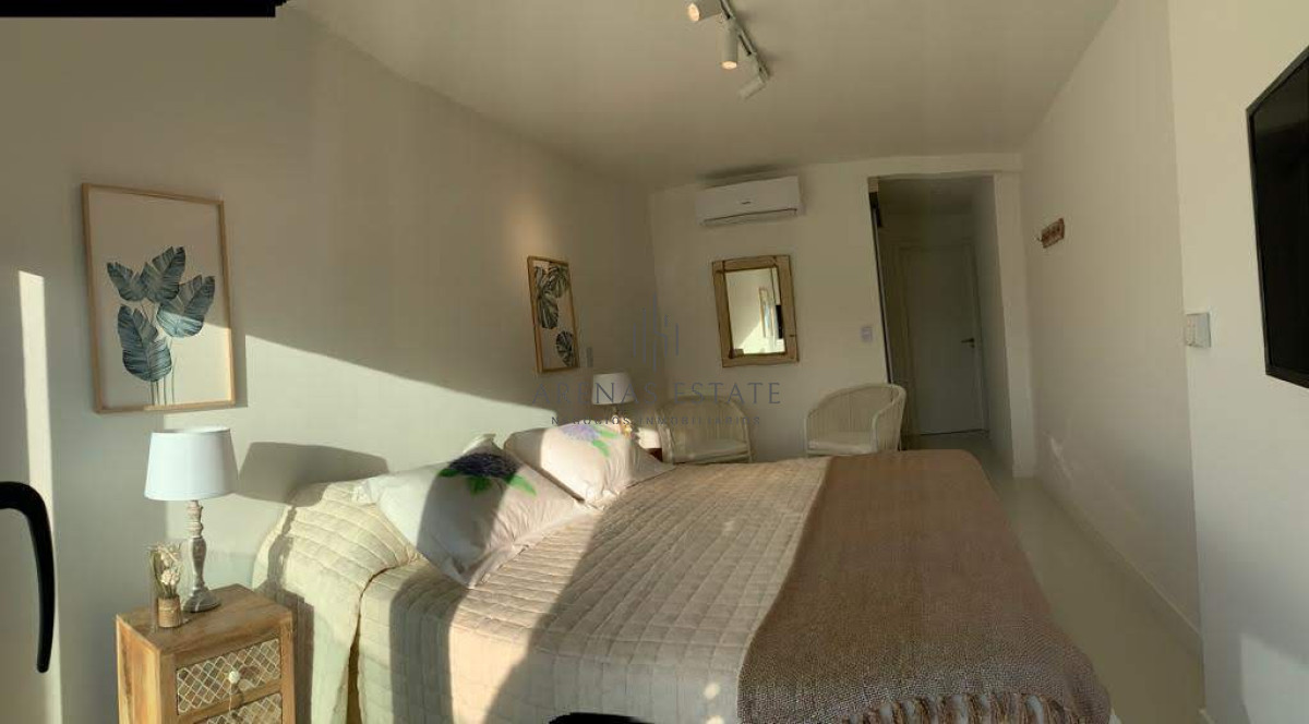 Apartamento ID.3405 - Venta de apartamento de dos dormitorios en Punta del Este