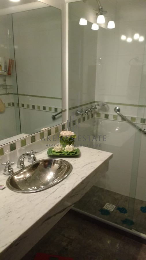 Apartamento ID.3552 -  Apartamento de dos dormitorios en venta y alquiler frente al mar Punta del Este