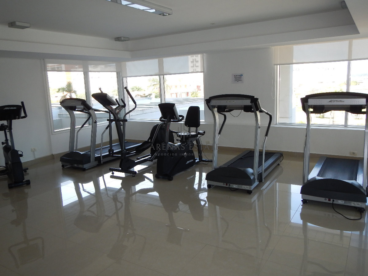 Apartamento ID.3400 - Apartamento en venta y alquiler de  3 dorm en Punta del Este