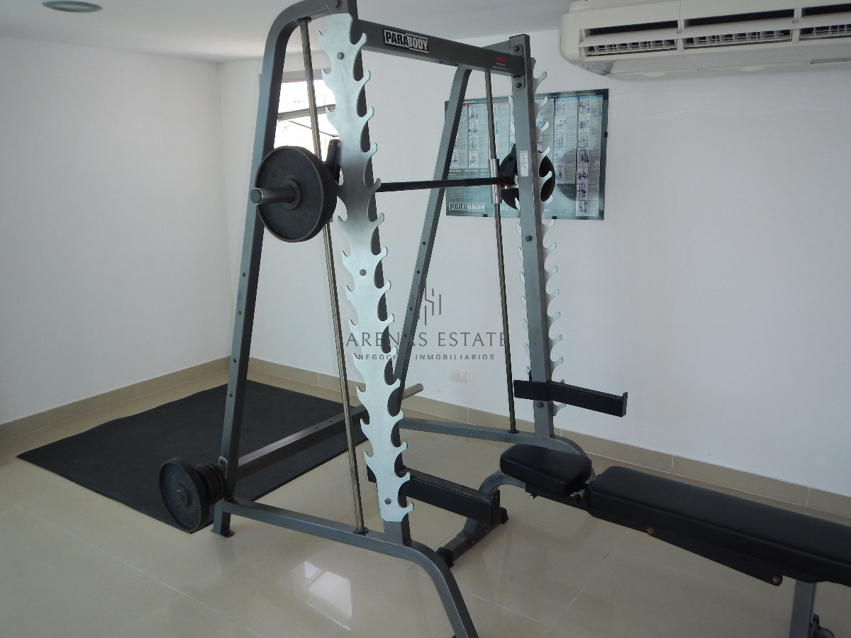 Apartamento ID.3400 - Apartamento en venta y alquiler de  3 dorm en Punta del Este