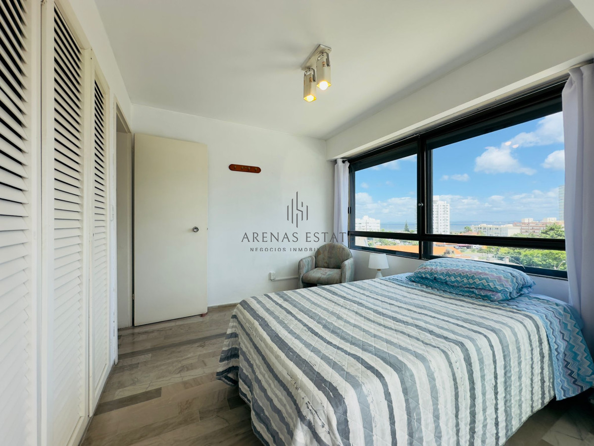 Apartamento ID.3023 - Apartamento en venta de 3 dormitorios en Punta del Este