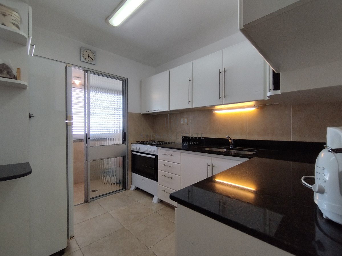 Apartamento ID.4390 - Apartamento de 3 dormitorios en venta y en alquiler en Punta del Este
