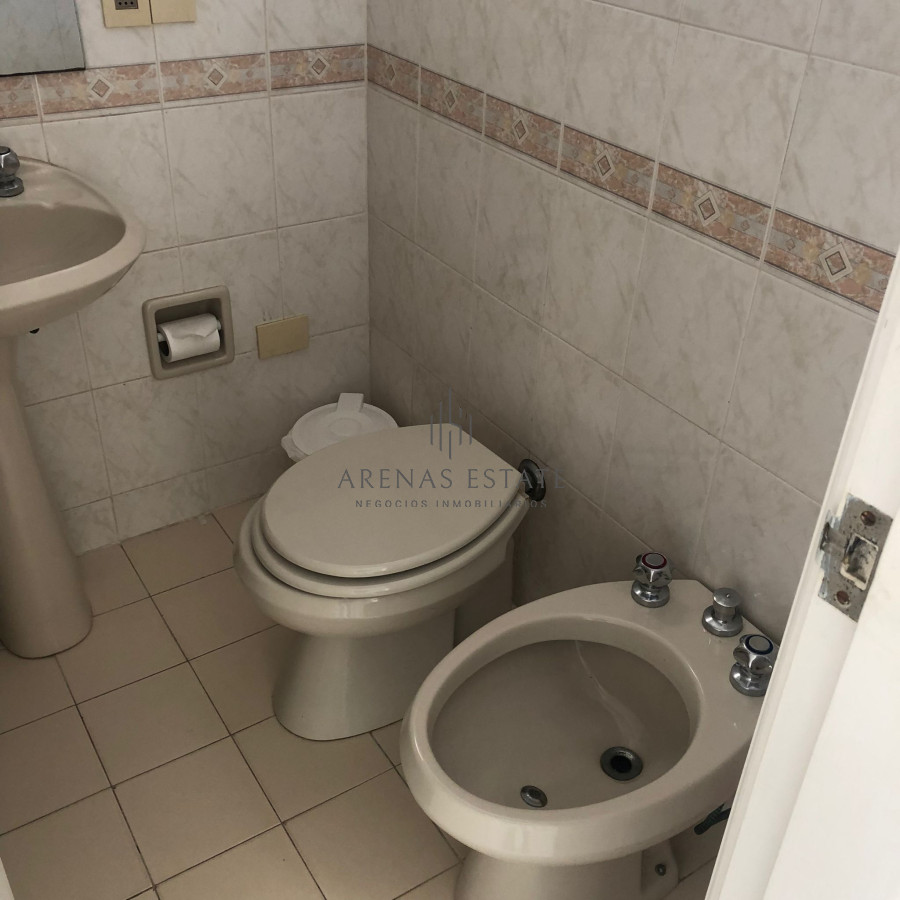 Apartamento ID.3028 - Venta de apartamento de 3 dormitorios en Punta del Este