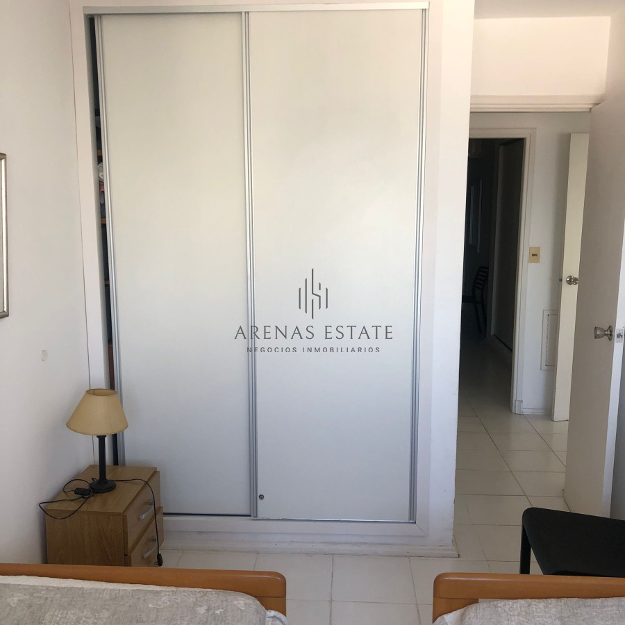 Apartamento ID.3028 - Venta de apartamento de 3 dormitorios en Punta del Este
