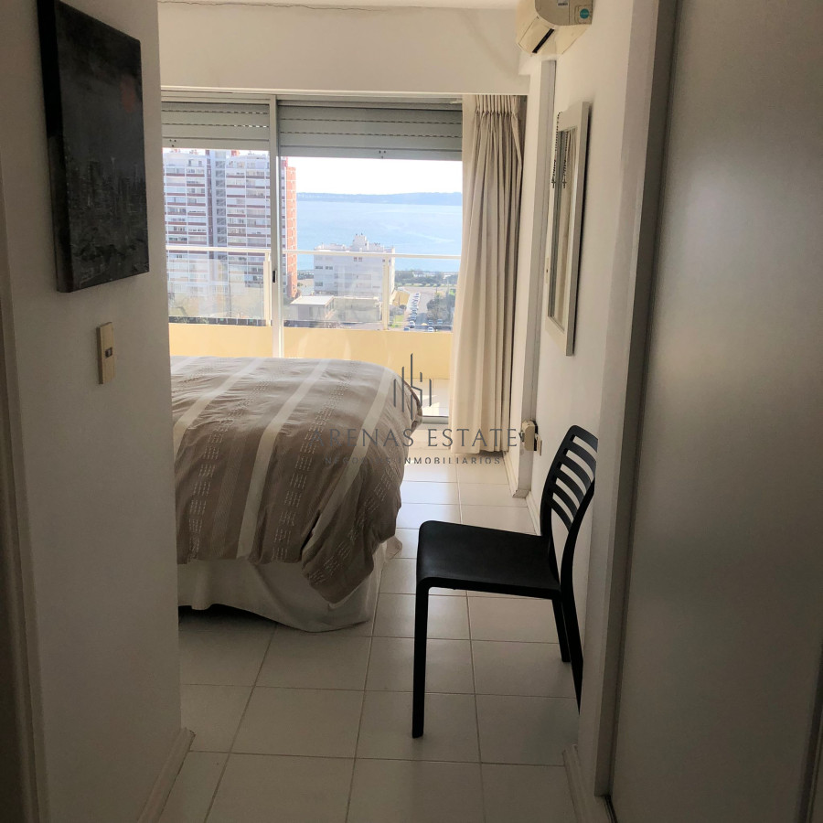 Apartamento ID.3028 - Venta de apartamento de 3 dormitorios en Punta del Este