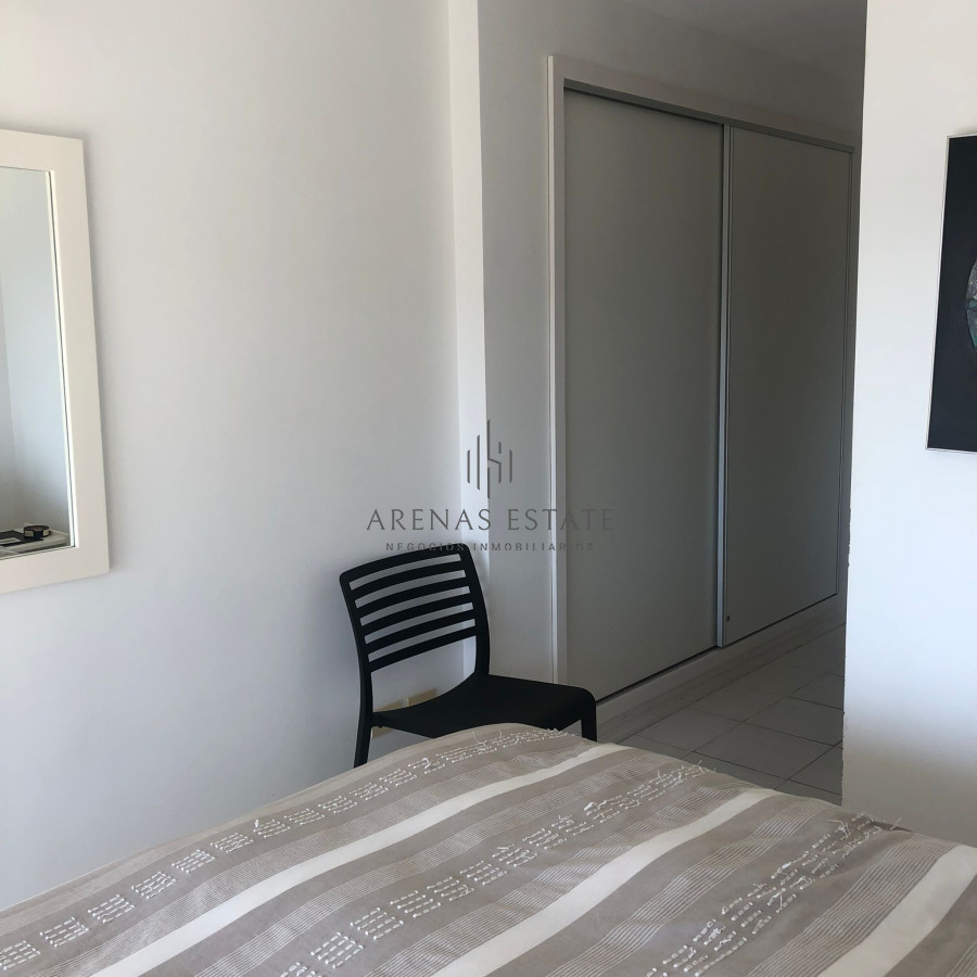 Apartamento ID.3028 - Venta de apartamento de 3 dormitorios en Punta del Este