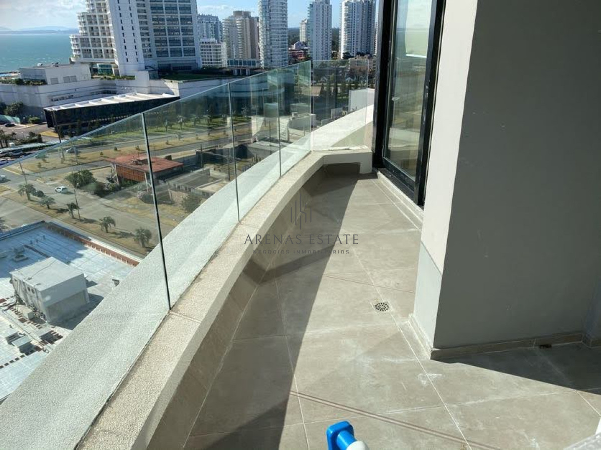 Apartamento ID.3404 - venta y alquiler de Apartamento de 3 dormitorios en Punta del Este