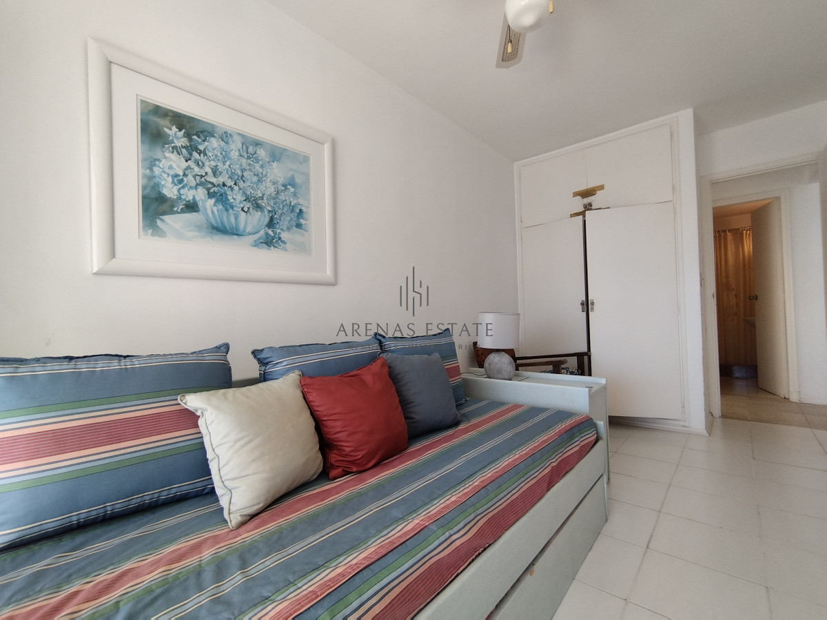 Apartamento ID.3161 - Apartamento de dos dorm. en venta en Punta del Este