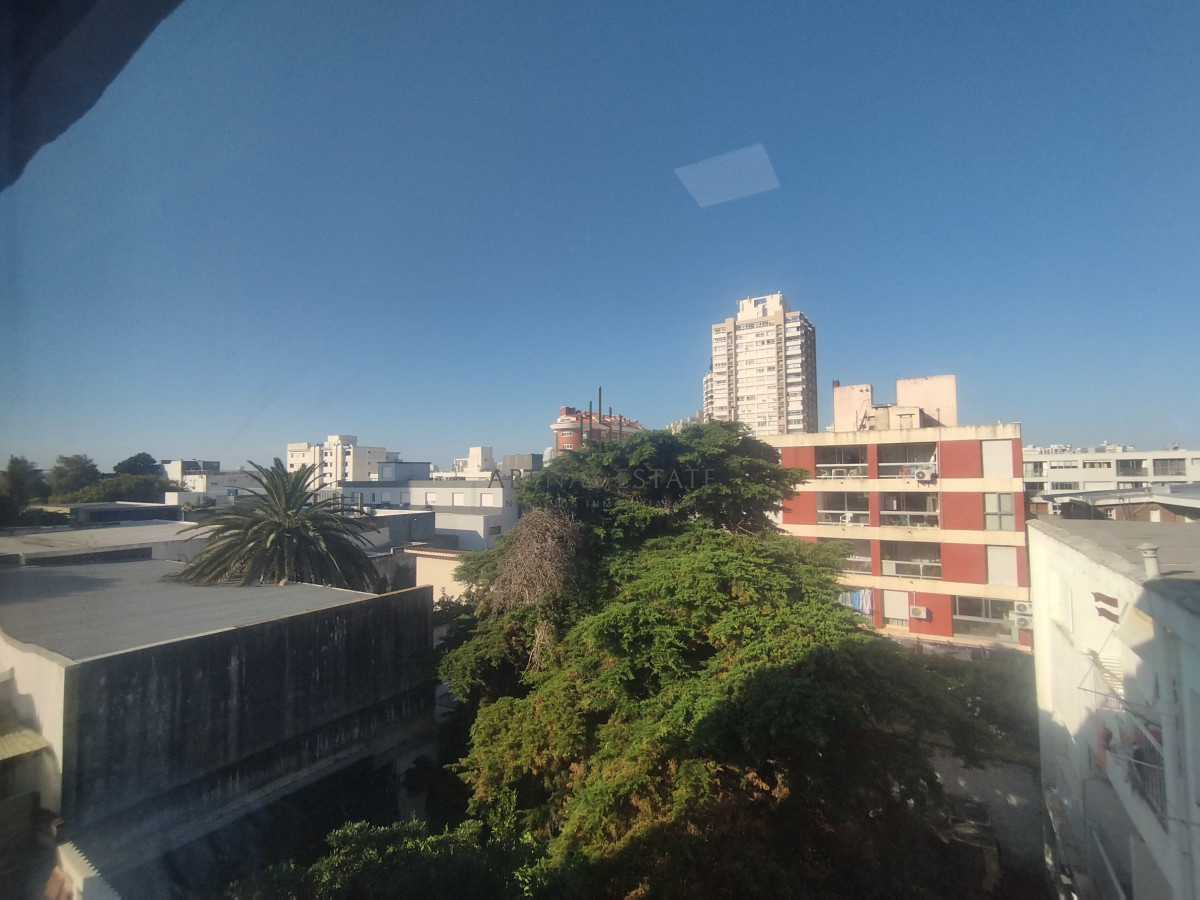 Apartamento ID.4226 - Apartamento en de dos dormitorios en venta en Punta del Este 