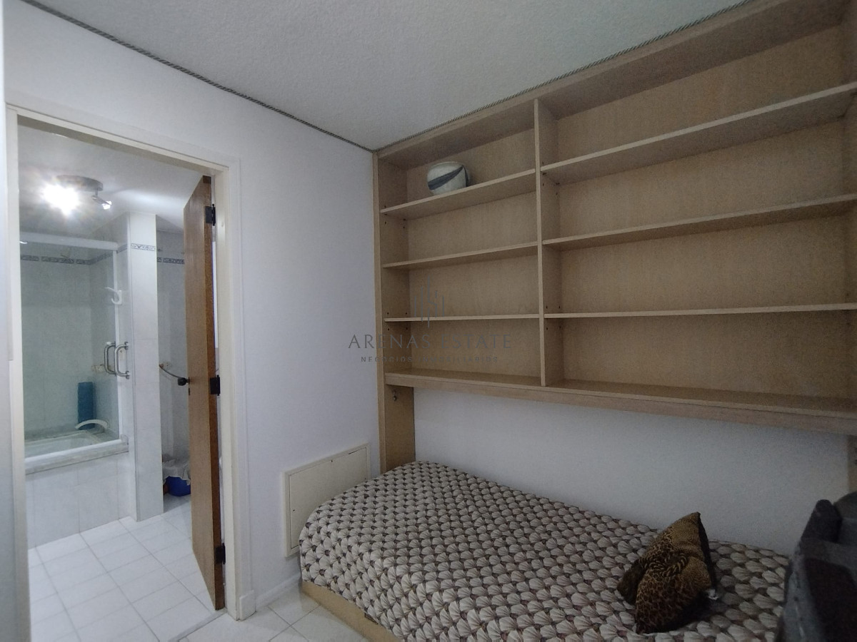 Apartamento ID.2861 - Apartamento de un dormitorio y medio en alquiler y venta en Punta del Este