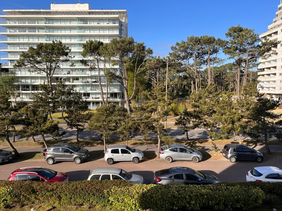 Apartamento ID.3215 - Venta de apartamento en Punta del Este - Brava