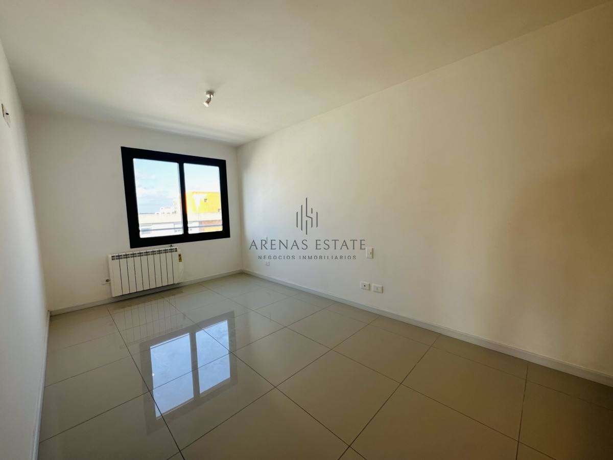 Apartamento ID.3613 - Apartamento en VENTA, 3 dormitorios, Maldonado, Uruguay.