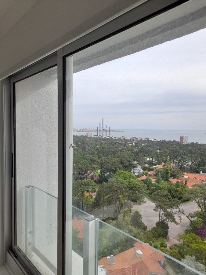 Apartamento ID.3218 - Alquiler de apartamento de 2 dormitorios en Punta del Este