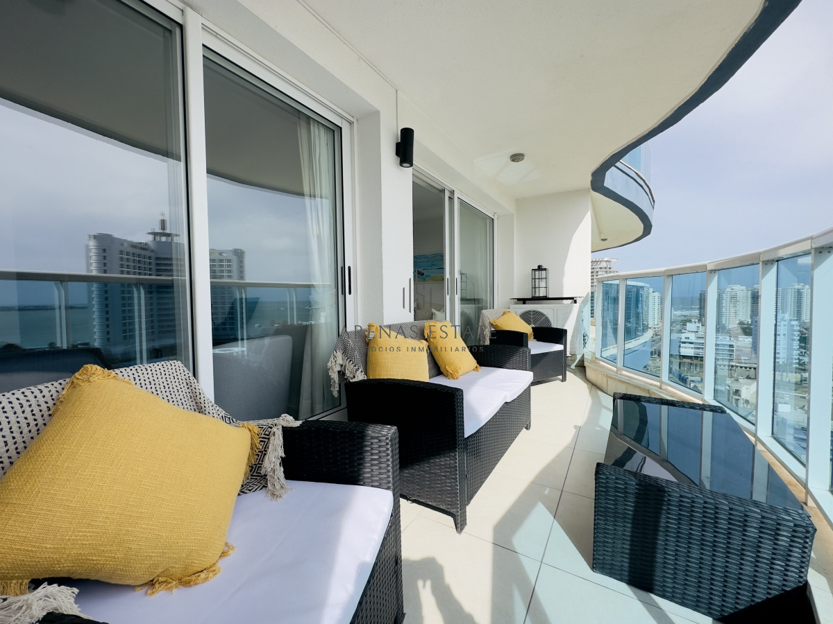 Apartamento ID.3037 - Alquiler temporal y venta de apartamento de 2 dormitorios en Punta del Este