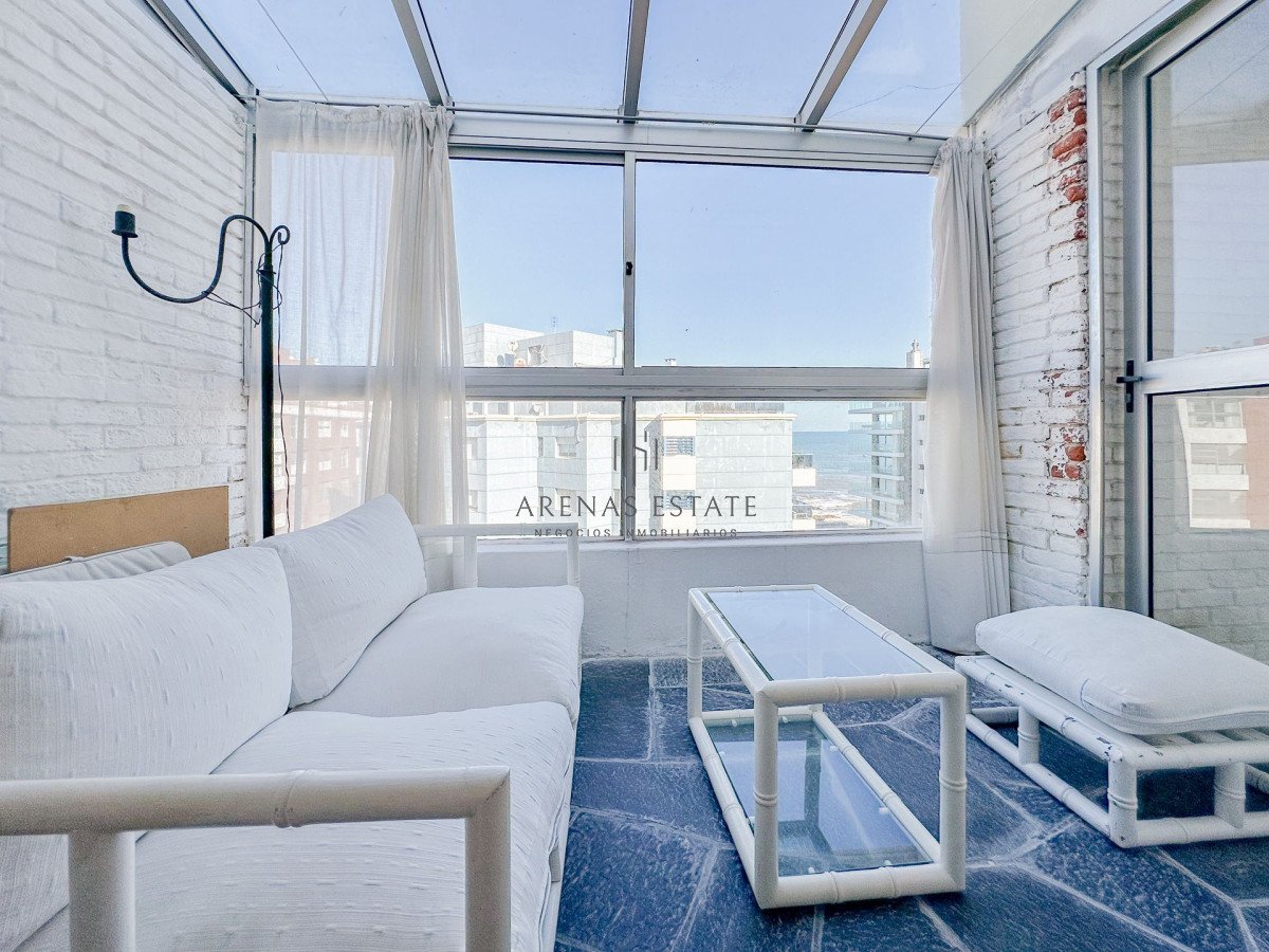 Apartamento ID.3782 - Penthouse en venta en Peninsula, 3 dormitorios, 3 baños, garaje