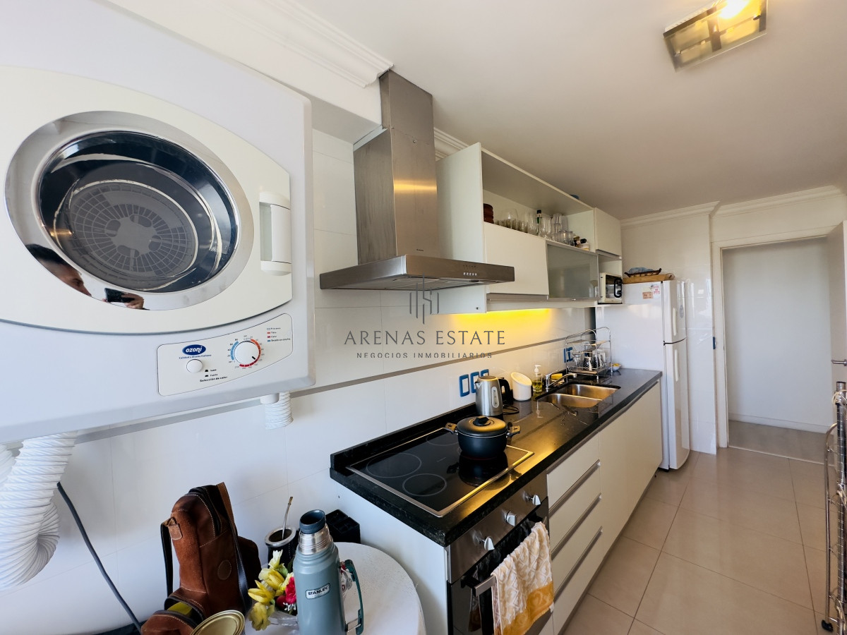 Apartamento ID.3037 - Alquiler temporal y venta de apartamento de 2 dormitorios en Punta del Este