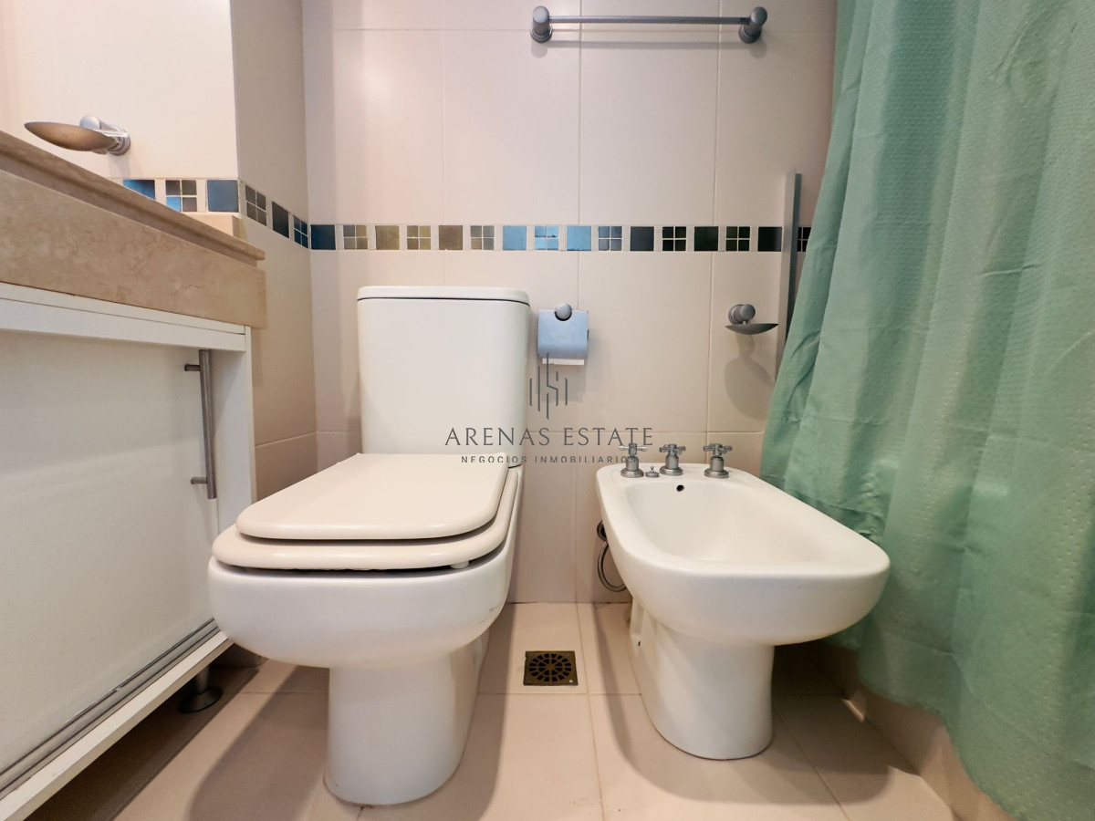 Apartamento ID.3403 - Apartamento de dos dormitorios en venta en Punta del Este