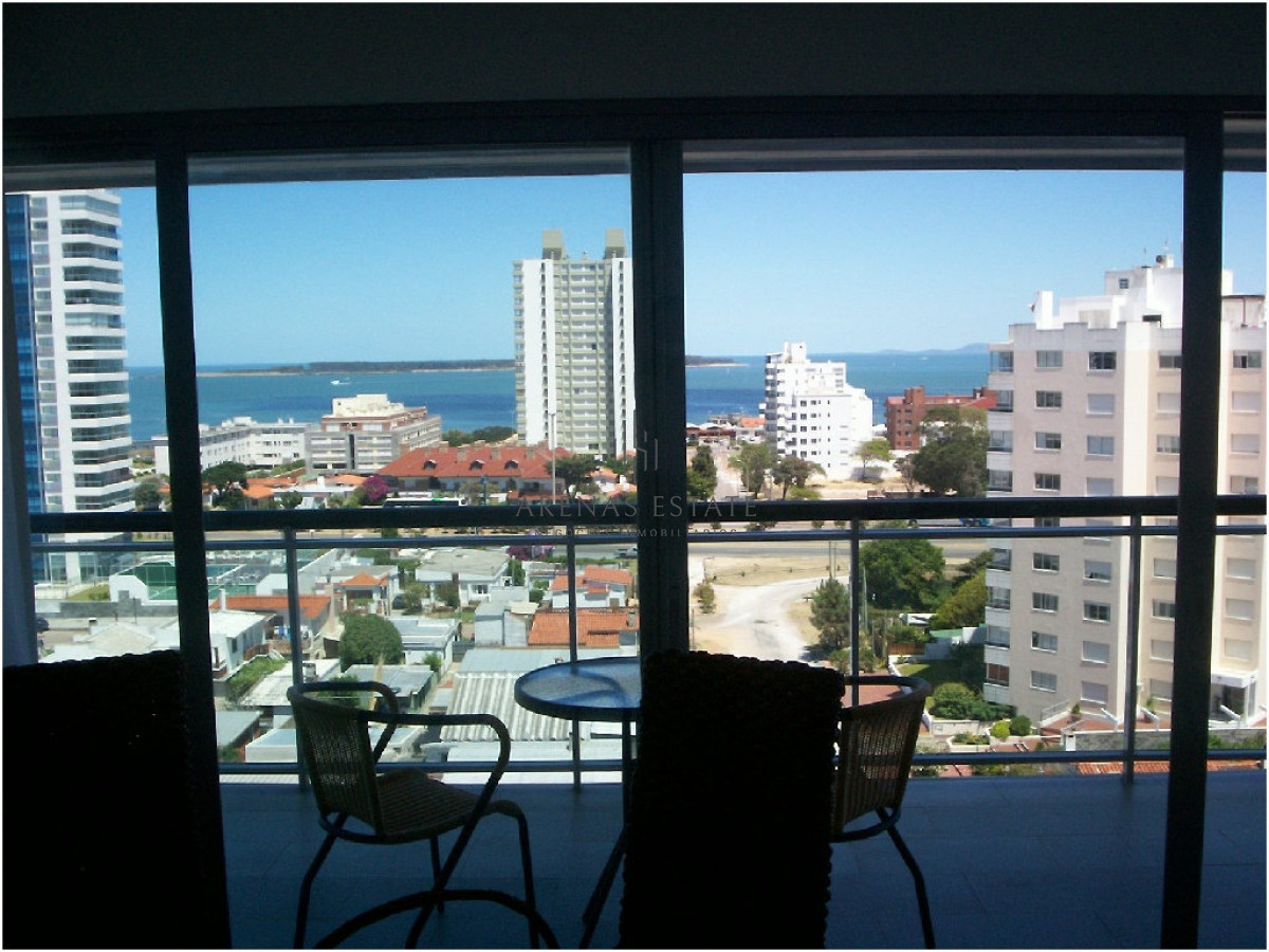 Apartamento ID.3193 - Venta apartamento de 2 dor con parrillero, balcón en Puta del Este